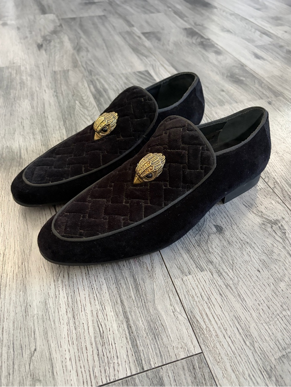 Kurt Geiger London Hugh Eagle Head Quilted Velvet Loafers Black NWOT